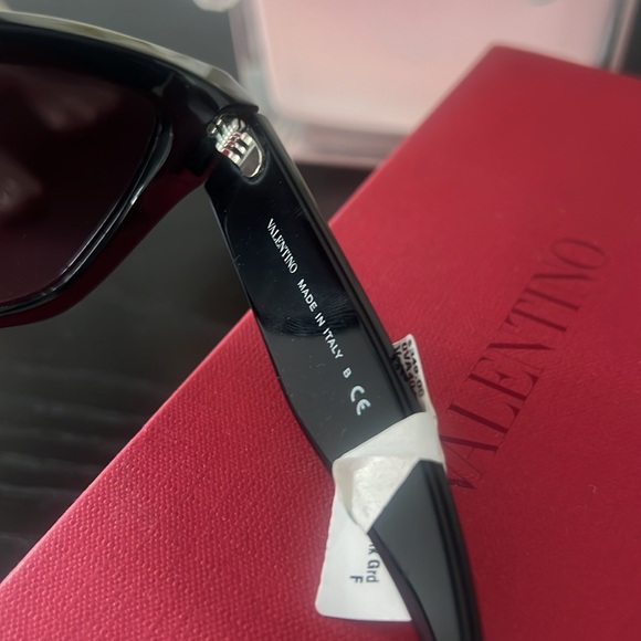 Valentino sunglasses - Picture 4 of 6